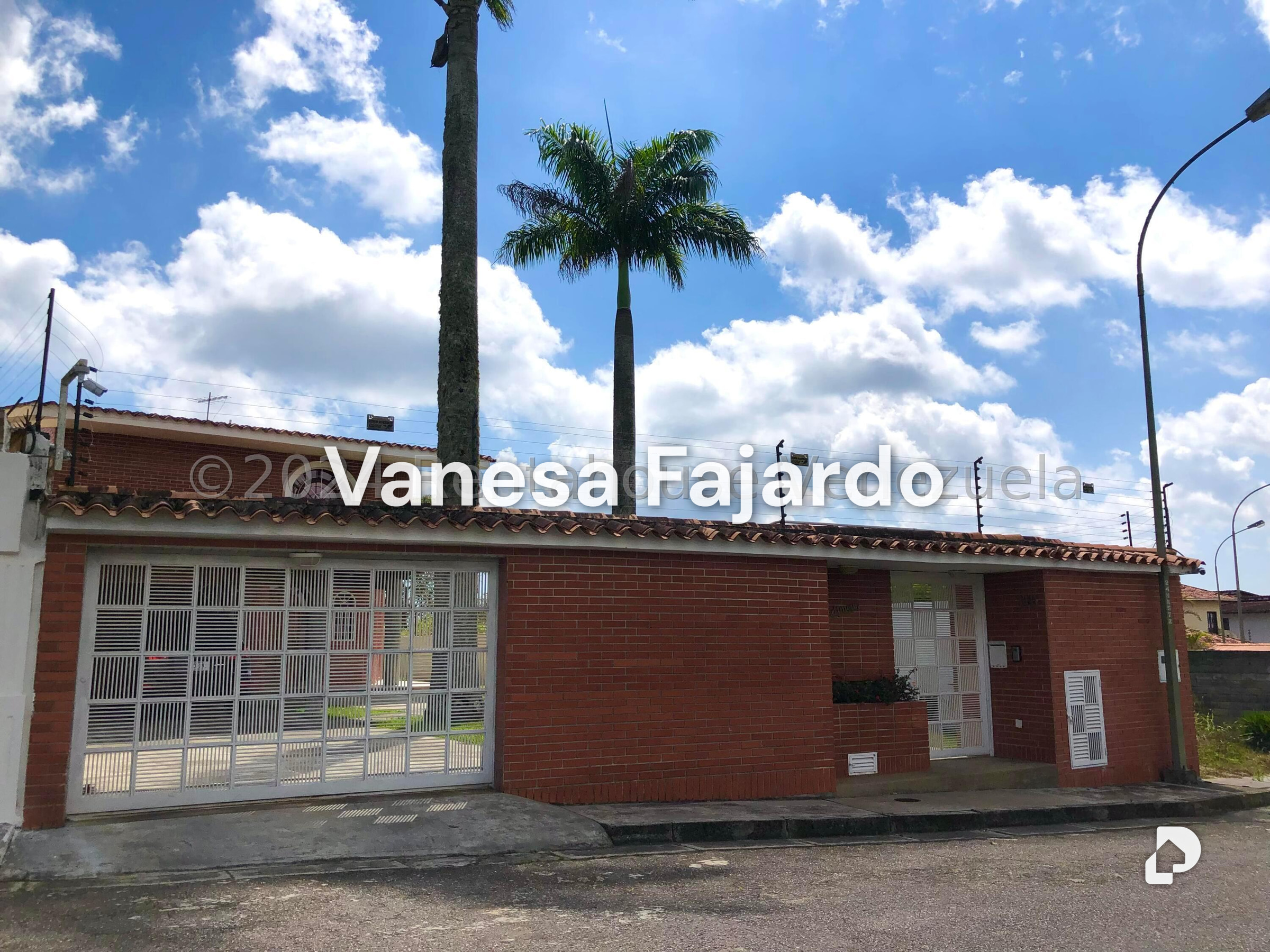 Casa en Parque el Retiro, San Antonio de Los Altos – 2