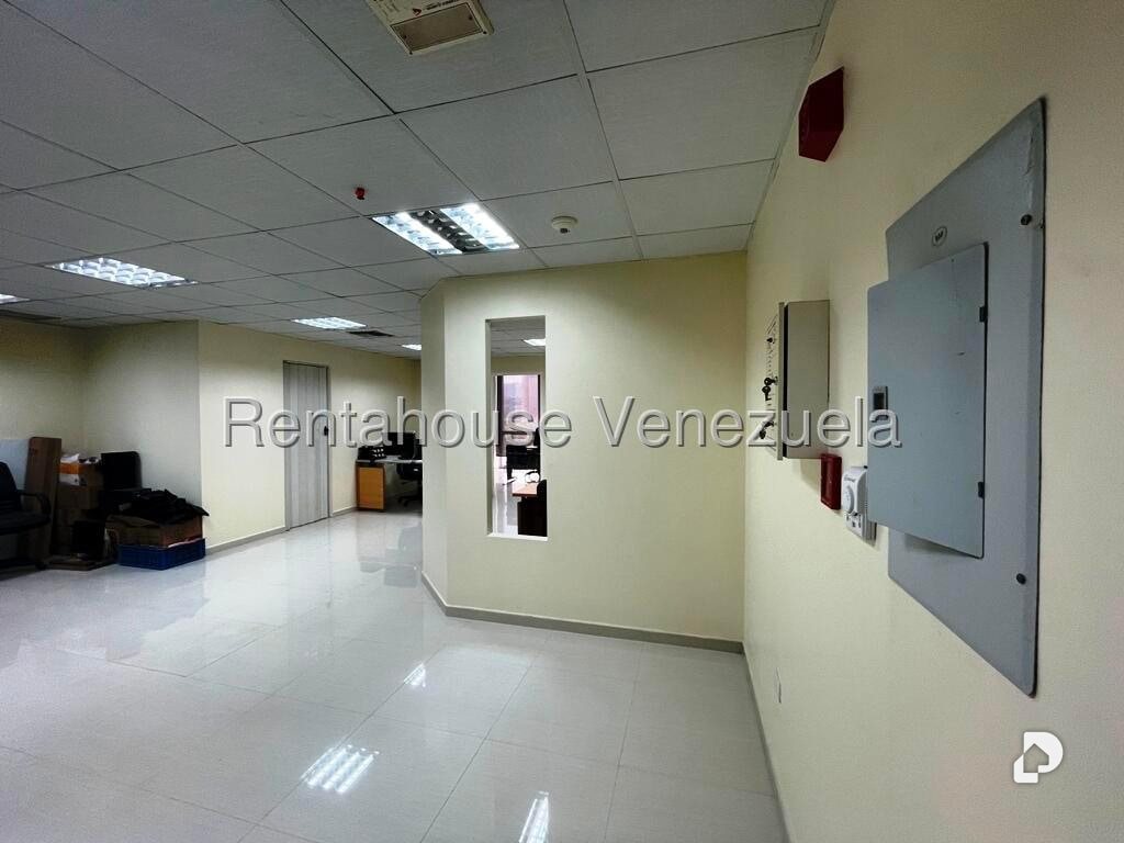 Oficina en Los Dos Caminos, Caracas