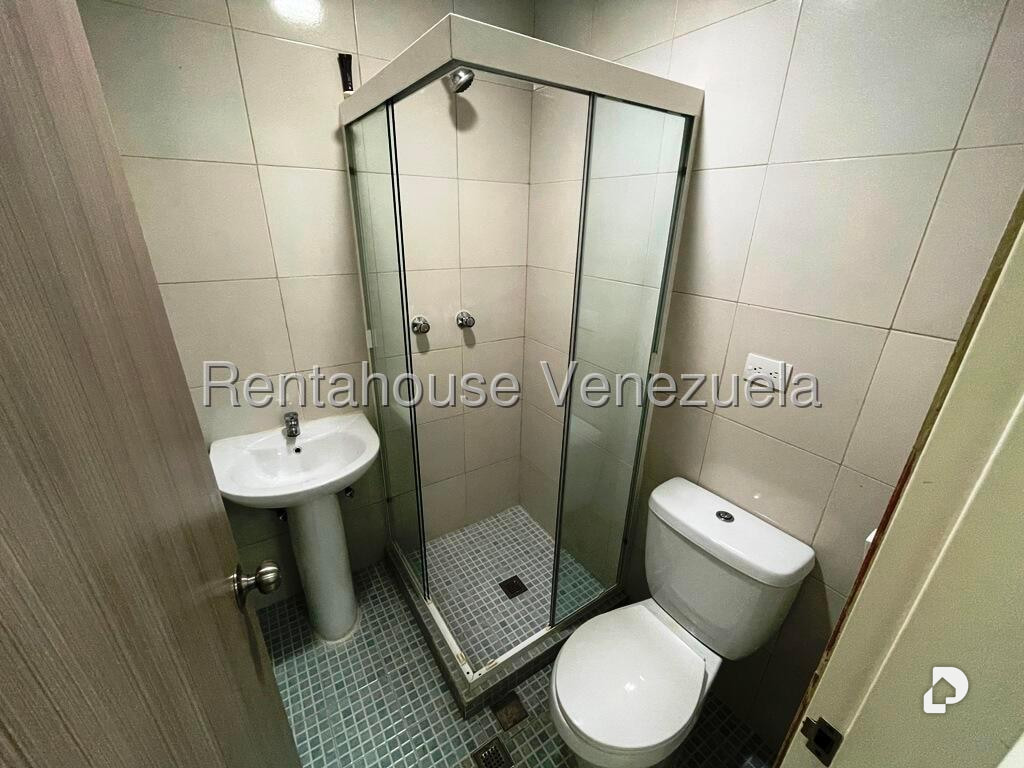 Oficina en Los Dos Caminos, Caracas