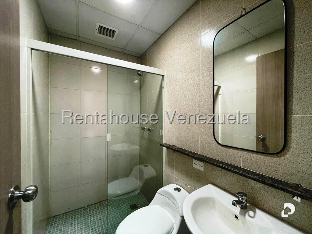 Oficina en Los Dos Caminos, Caracas