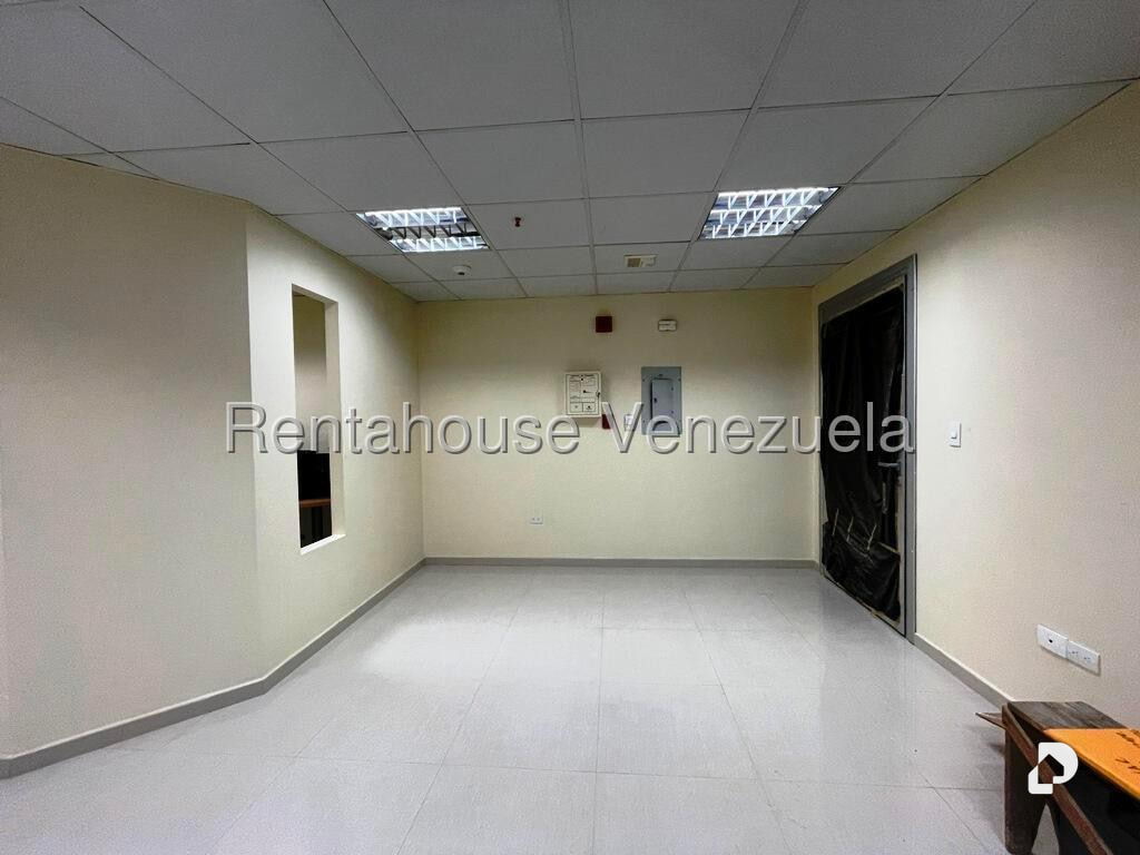 Oficina en Los Dos Caminos, Caracas