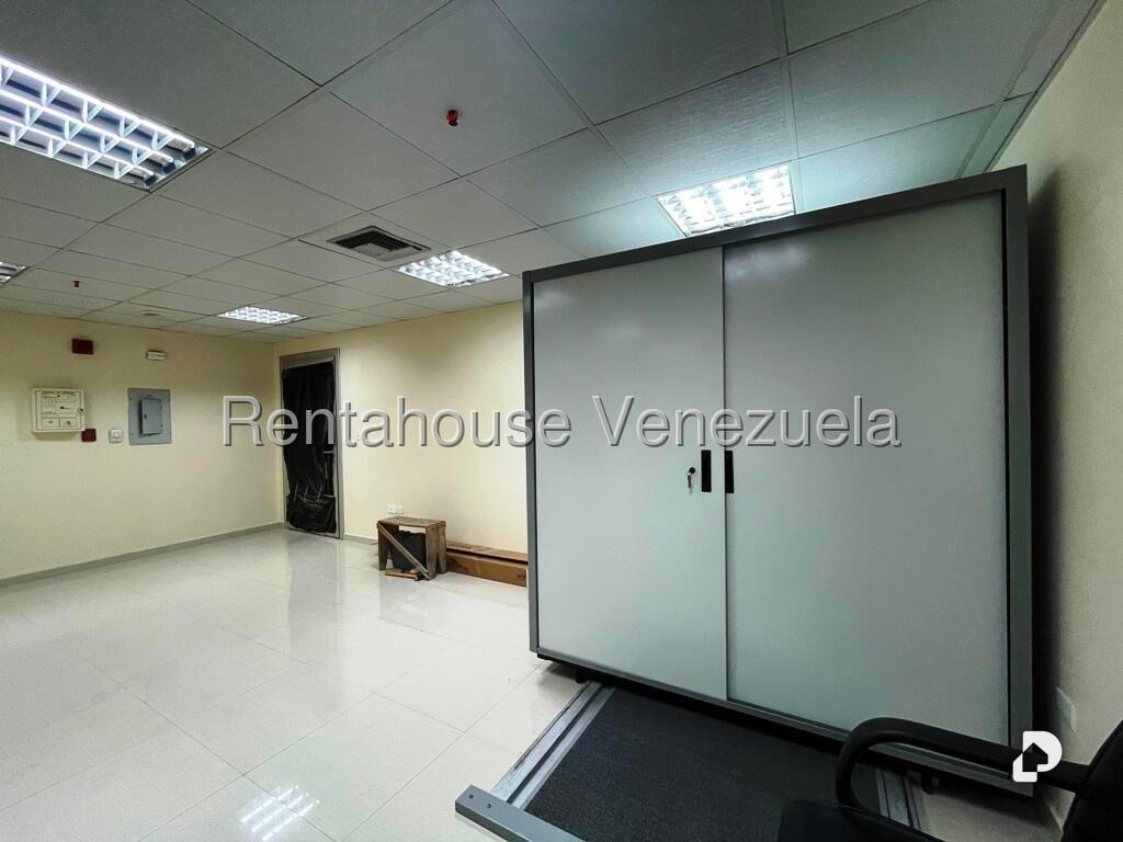 Oficina en Los Dos Caminos, Caracas
