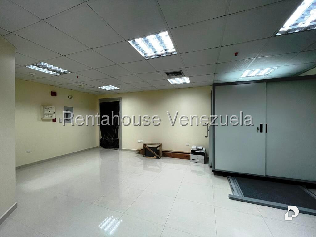 Oficina en Los Dos Caminos, Caracas