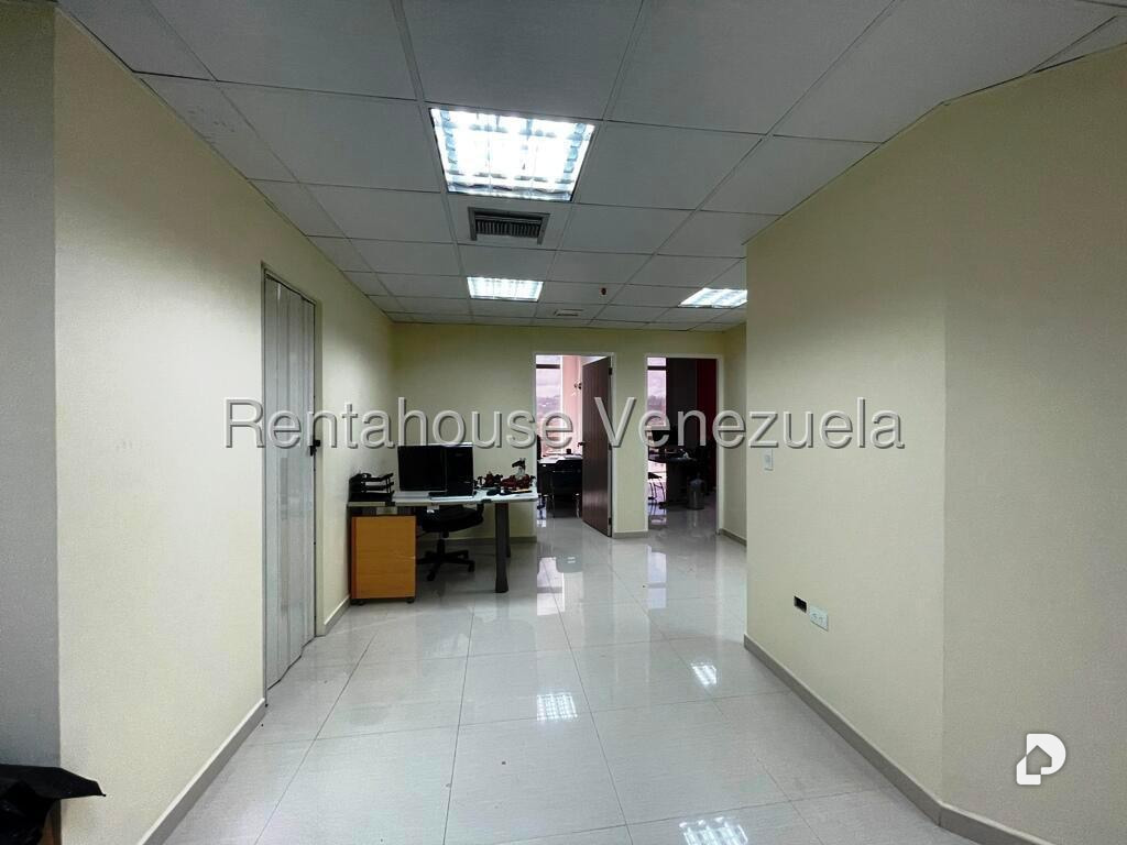 Oficina en Los Dos Caminos, Caracas