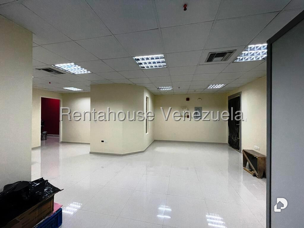 Oficina en Los Dos Caminos, Caracas