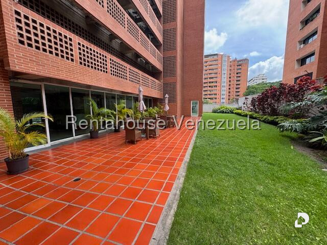 Apartamento en El Rosal, Caracas – 8
