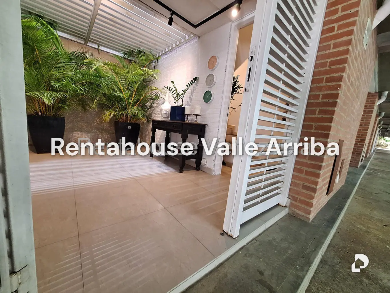 Casa en Villa Nueva Hatillo, Caracas – 2