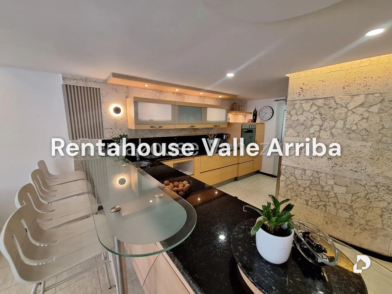 Casa en Villa Nueva Hatillo, Caracas – 16