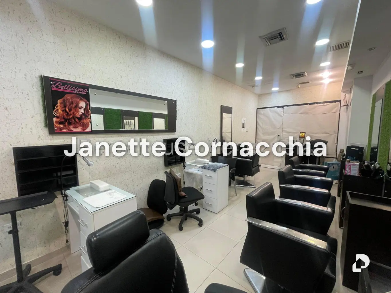 Local comercial en Santa Fe Norte, Caracas – 4