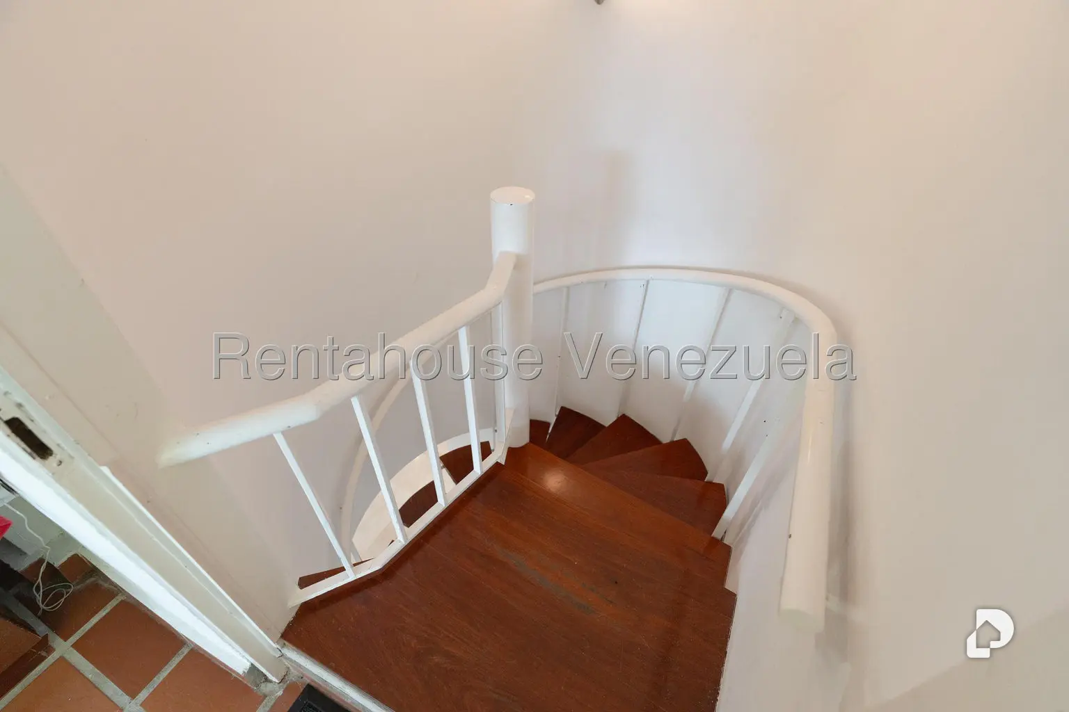 Apartamento en Las Esmeraldas, Caracas – 23
