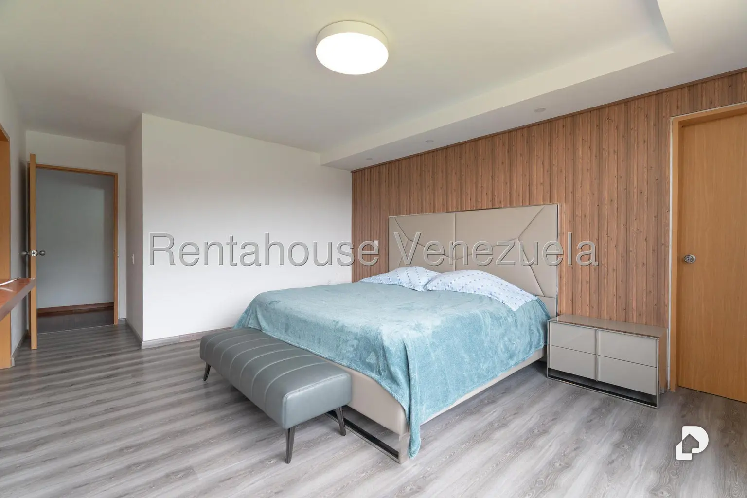 Apartamento en Las Esmeraldas, Caracas – 18