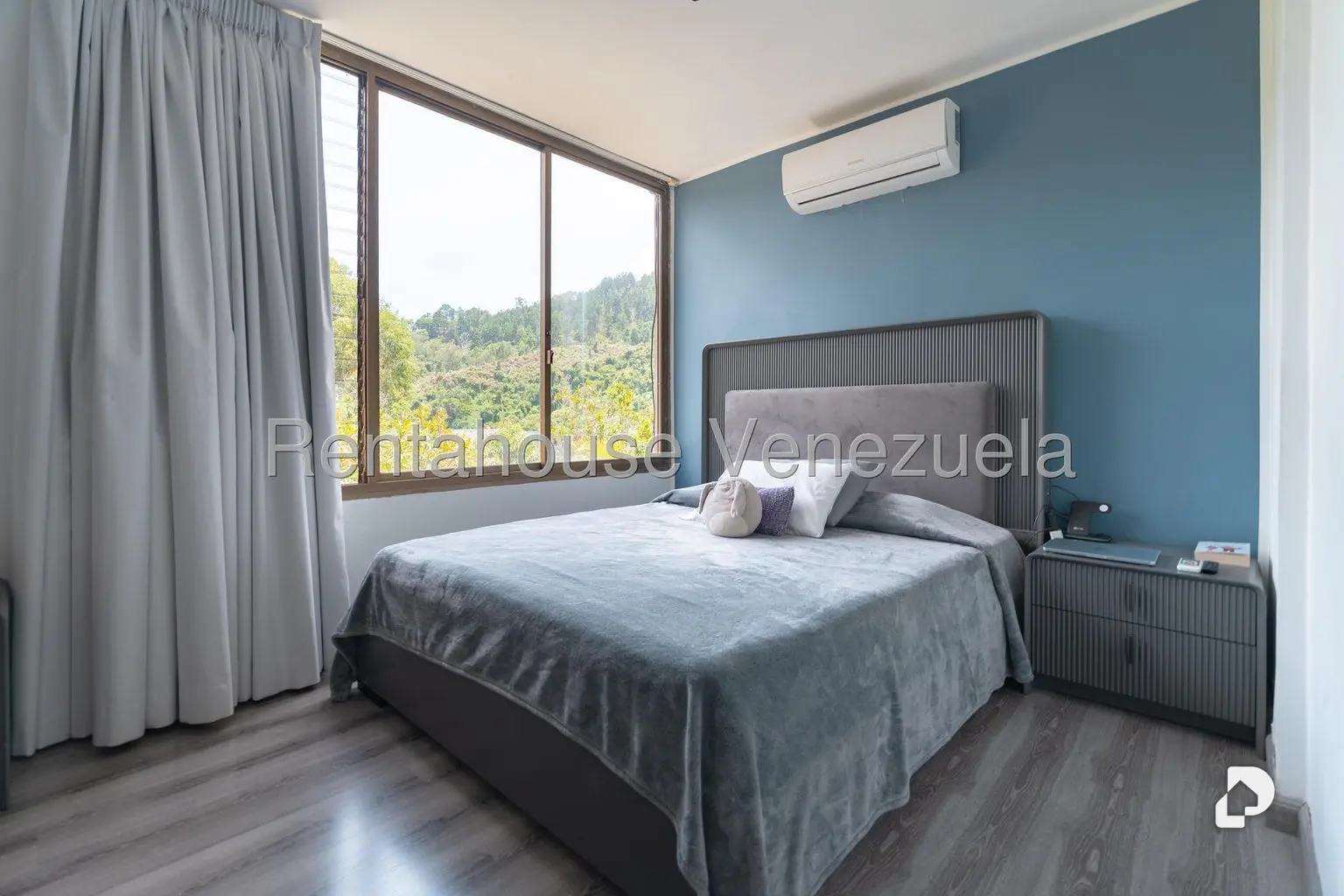 Apartamento en Las Esmeraldas, Caracas – 21