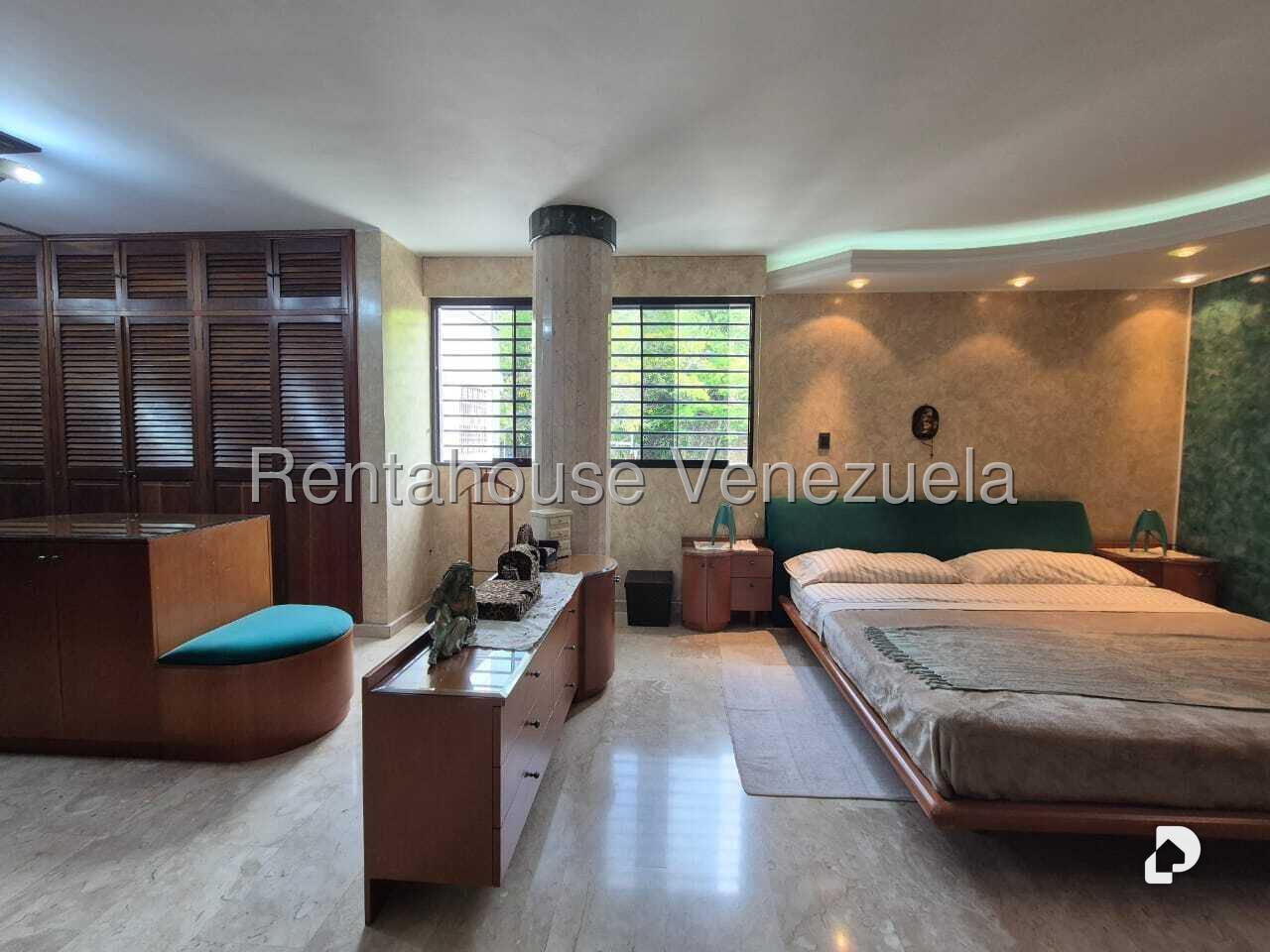 Casa en San Bernardino, Caracas – 29