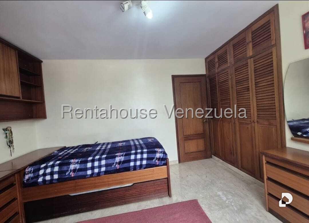 Casa en San Bernardino, Caracas – 36