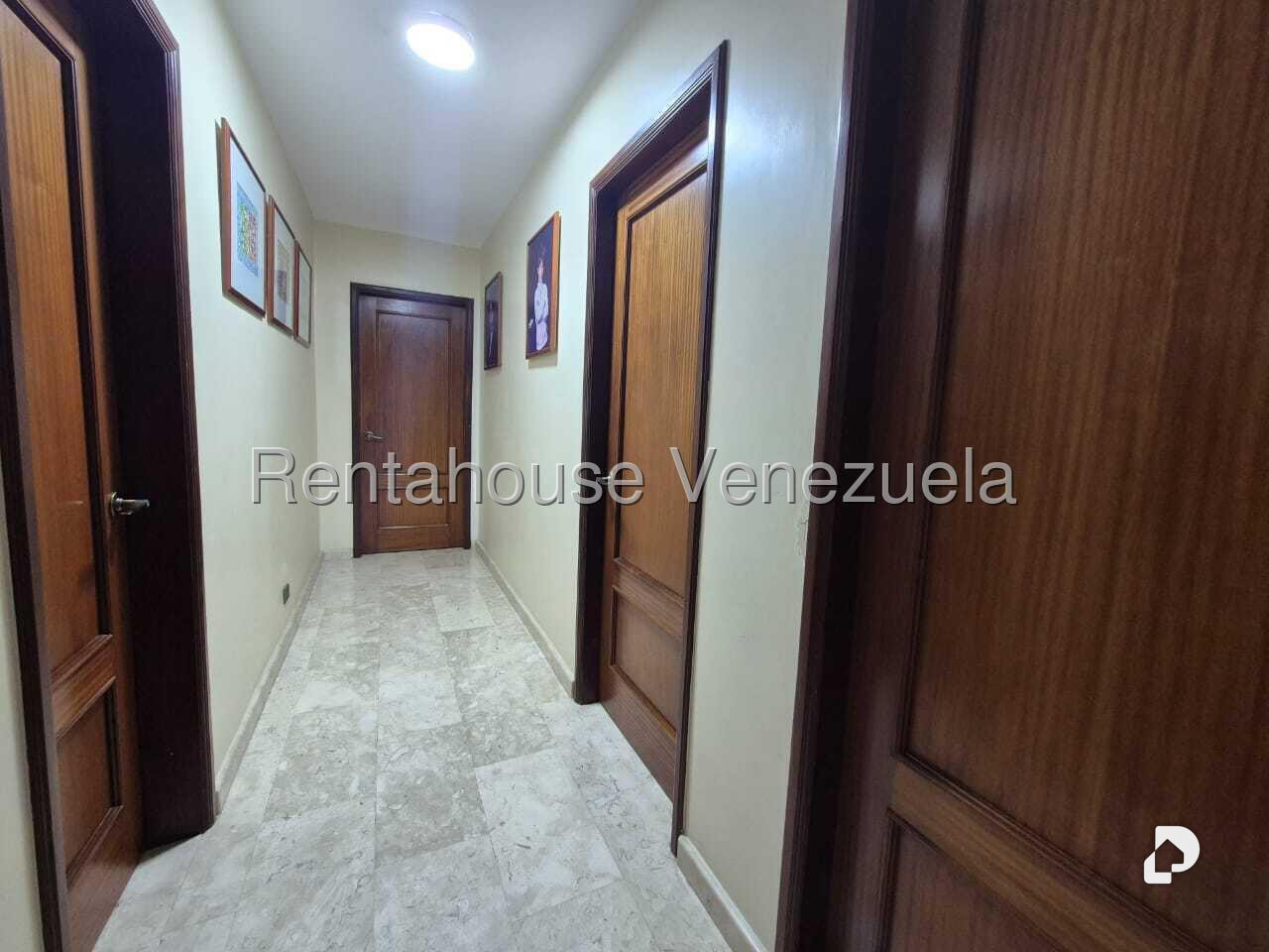 Casa en San Bernardino, Caracas – 27