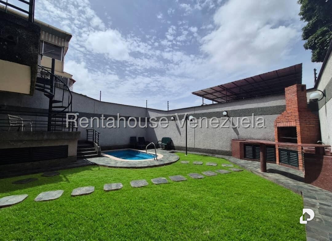 Casa en San Bernardino, Caracas – 54