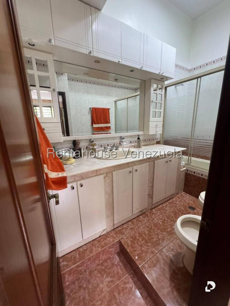 Casa en San Bernardino, Caracas – 33