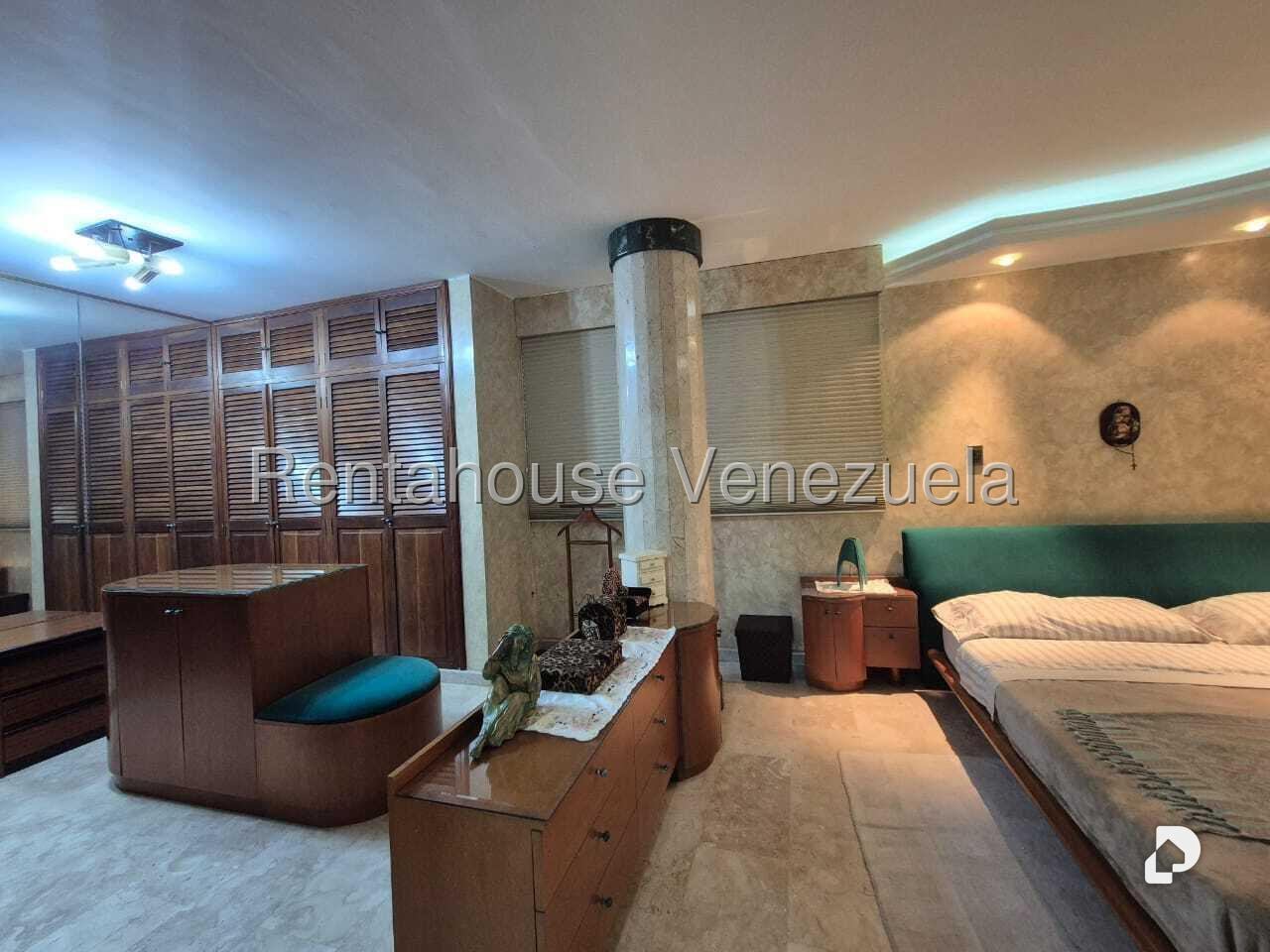 Casa en San Bernardino, Caracas – 31