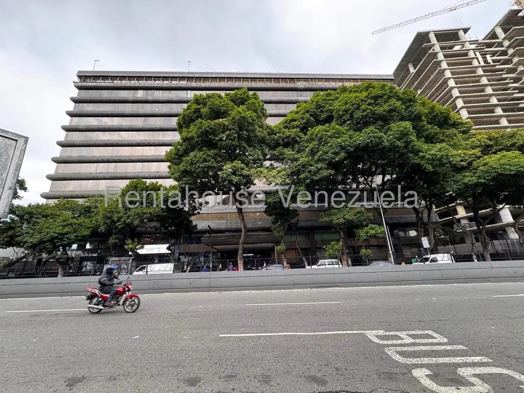 Oficina en Boleíta Sur, Caracas - 1