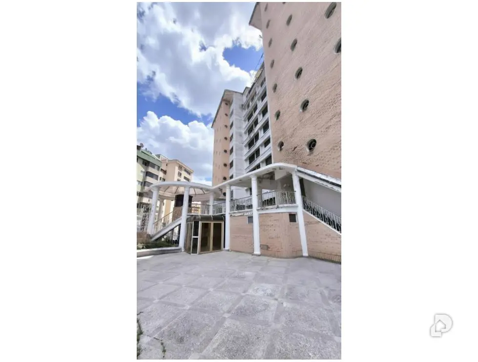 Apartamento en El Picacho, Altos Mirandinos – 1
