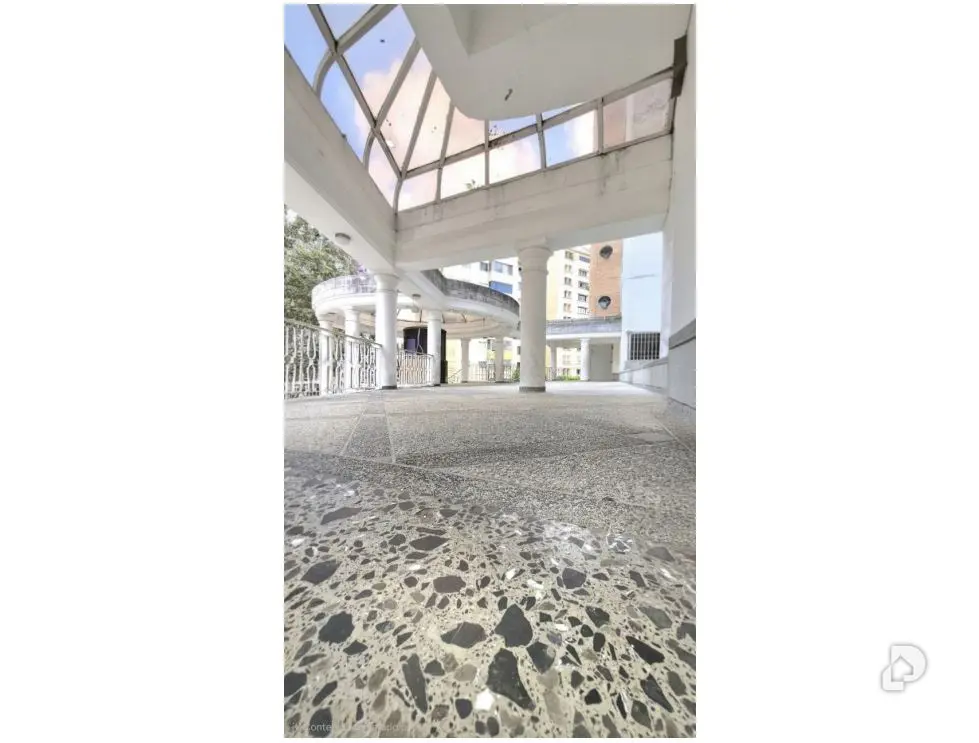 Apartamento en El Picacho, Altos Mirandinos – 2