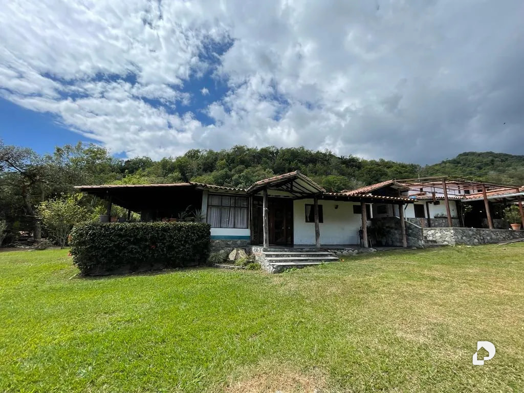 Finca en Monterrey, Gonzalo Picón Febres – 16
