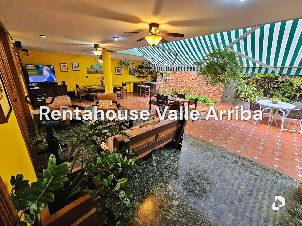 House in La Tahona, Caracas – 22