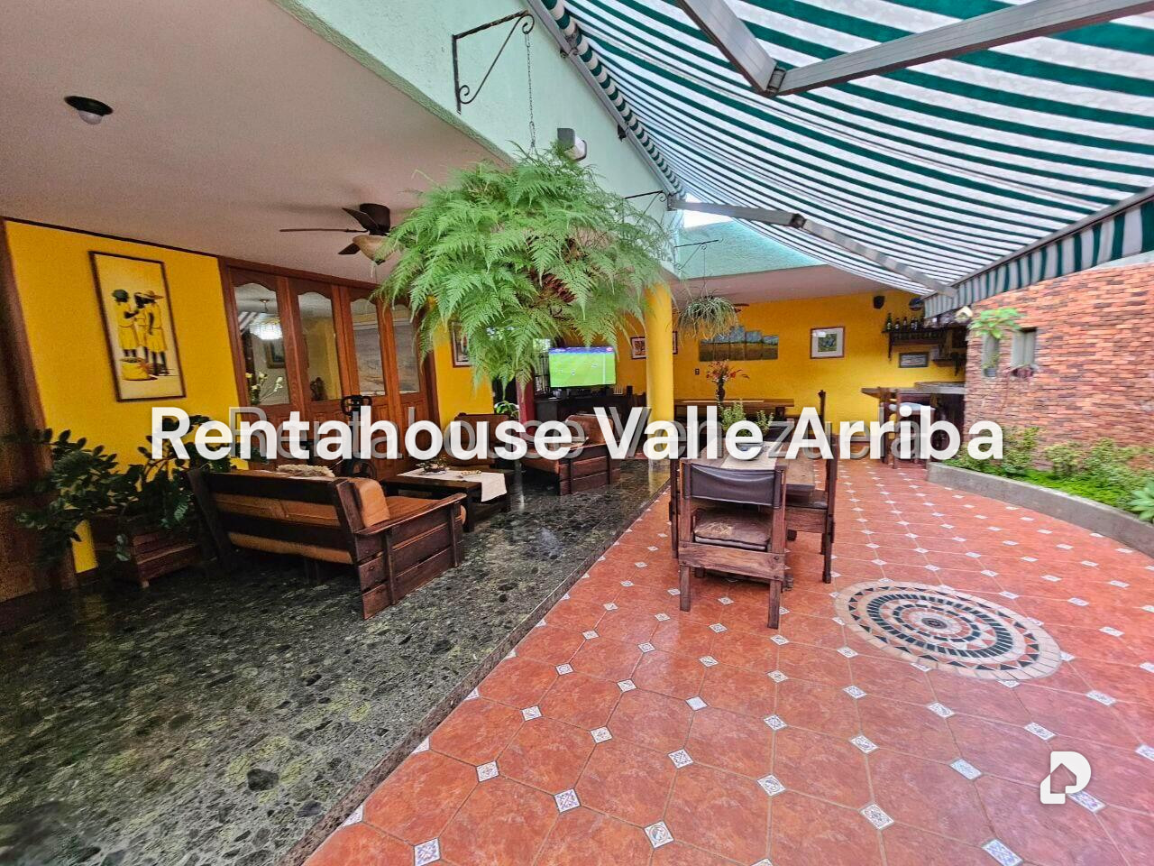 House in La Tahona, Caracas – 18