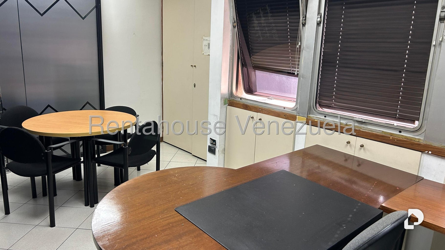 Oficina en El Rosal, Caracas – 11