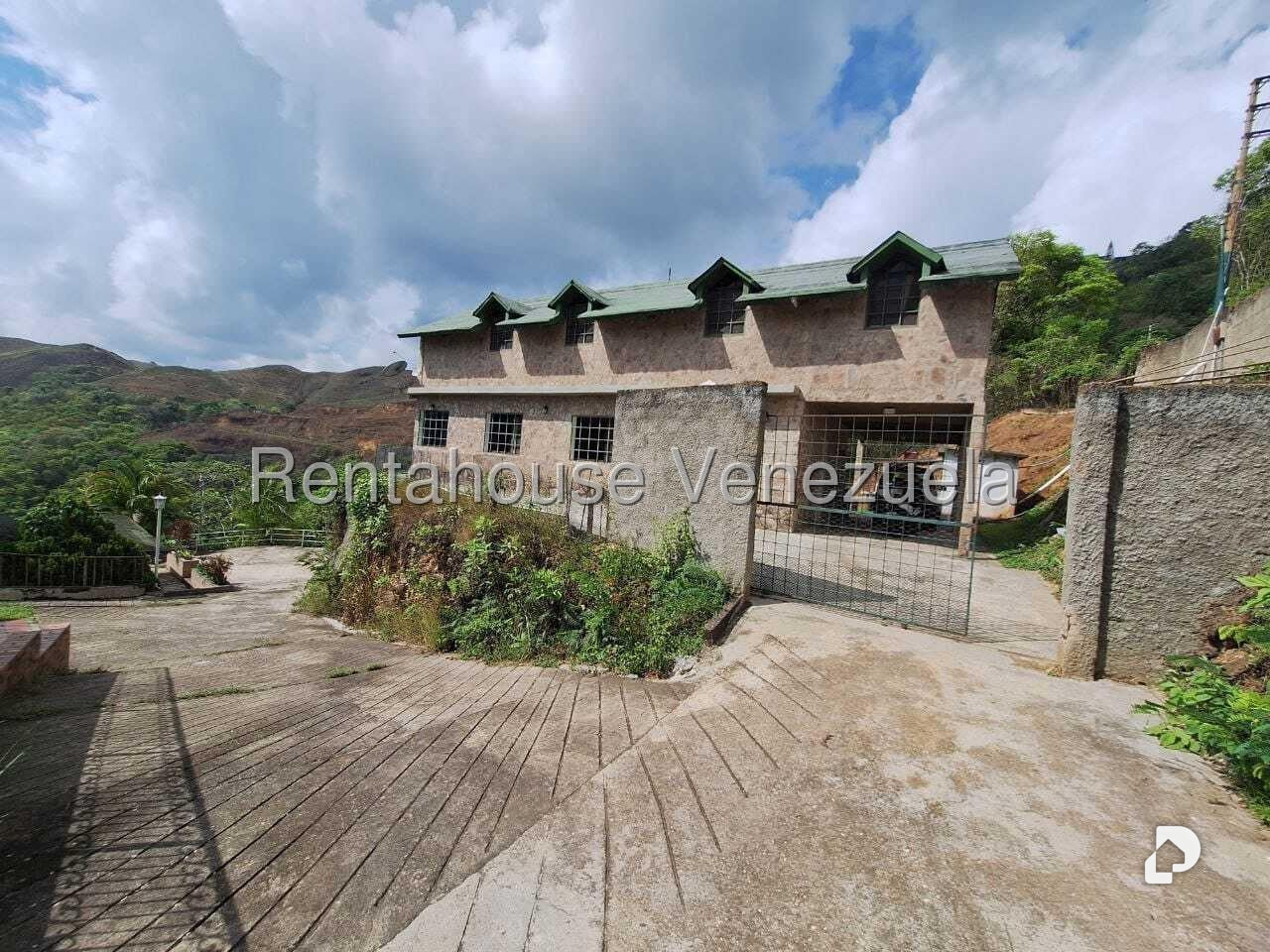 Casa en Colinas de Caicaguana, Caracas – 2