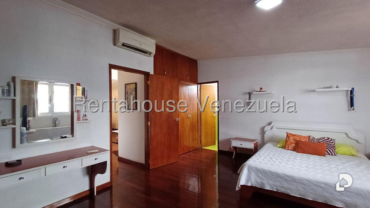 Casa en Prados del Este, Caracas – 26