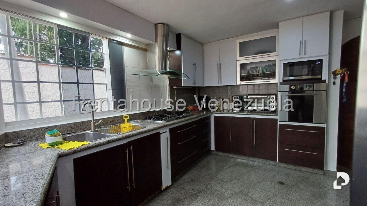 Casa en Prados del Este, Caracas – 13