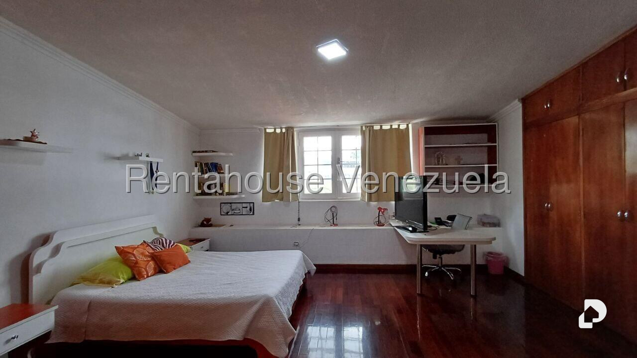 Casa en Prados del Este, Caracas – 27