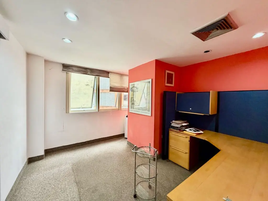 Office in San Bernardino, Caracas - 1