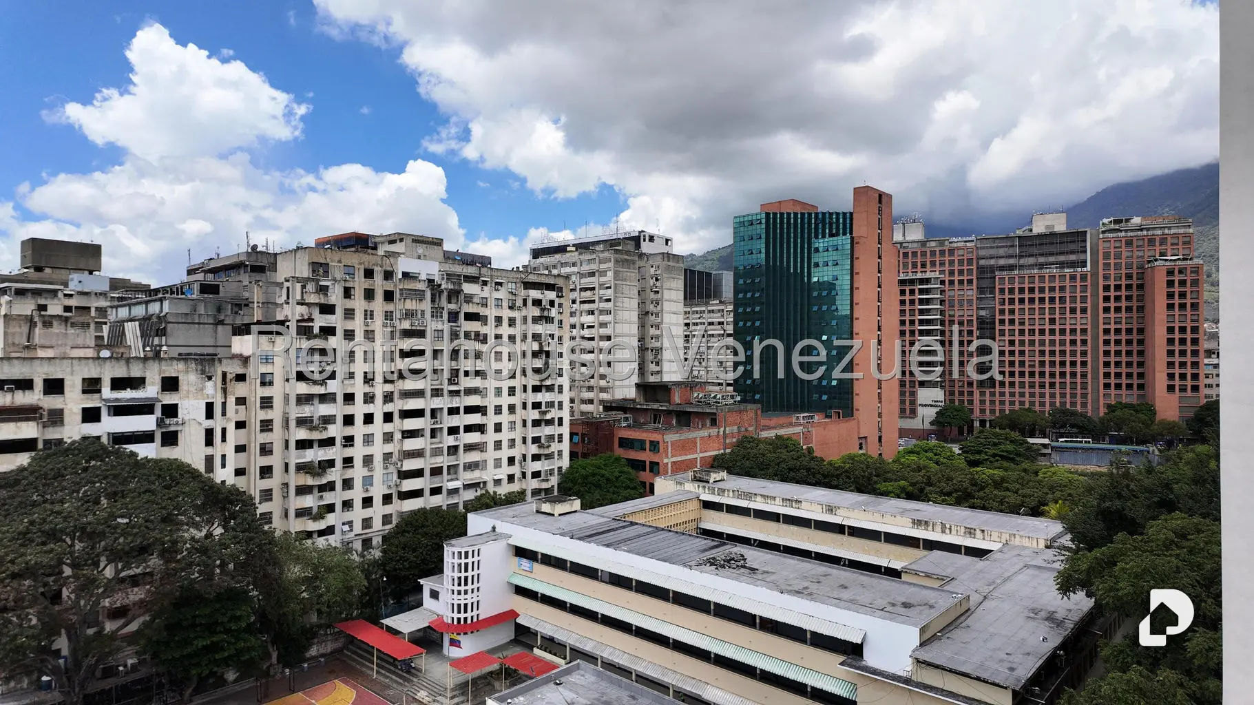 Oficina en Chacao, Caracas – 8