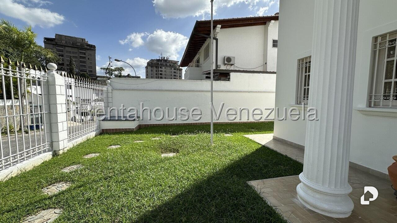 Casa en La Tahona, Caracas – 30