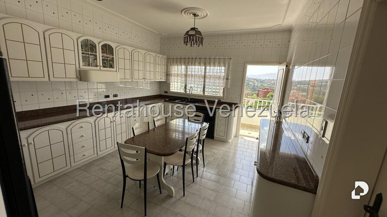 Casa en La Tahona, Caracas – 15
