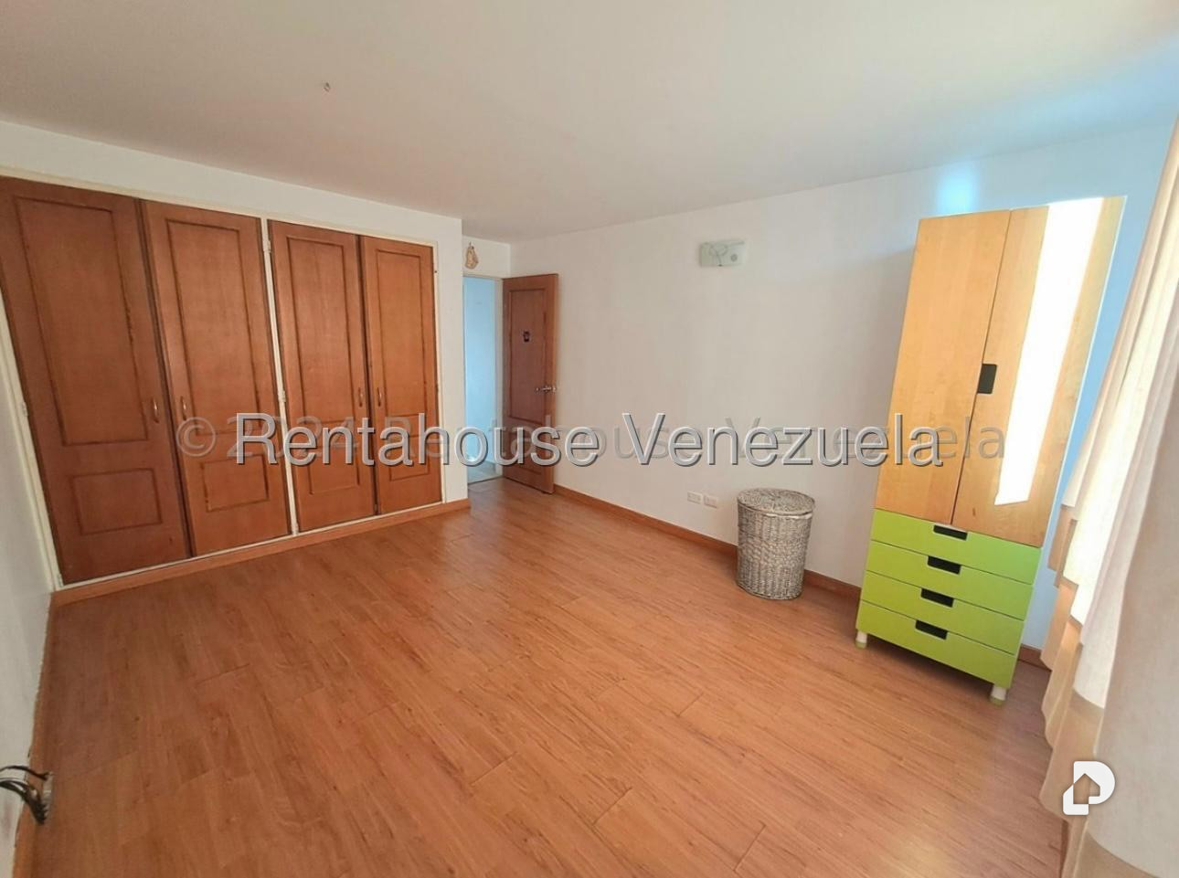 Apartamento en Colinas de La Tahona, Caracas