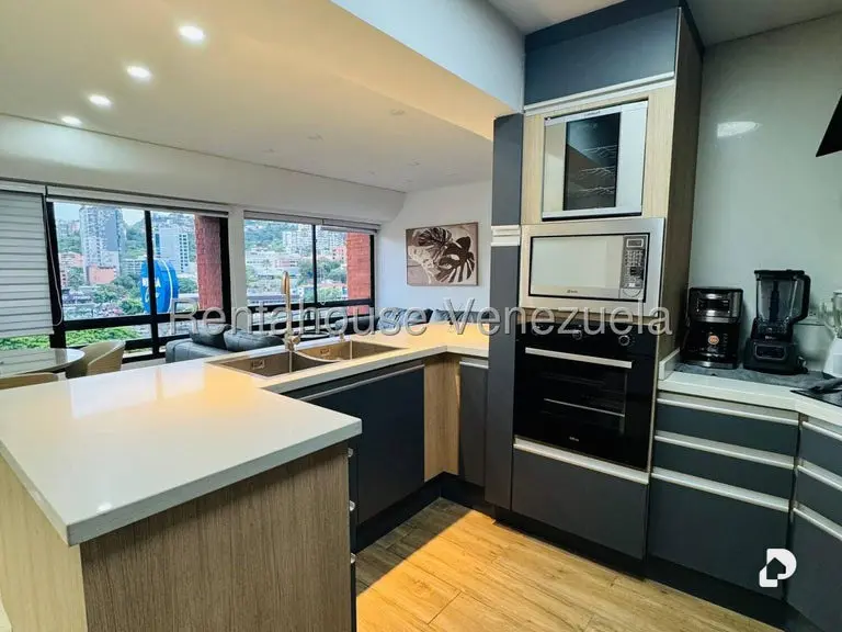 Apartamento en El Rosal, Caracas – 2
