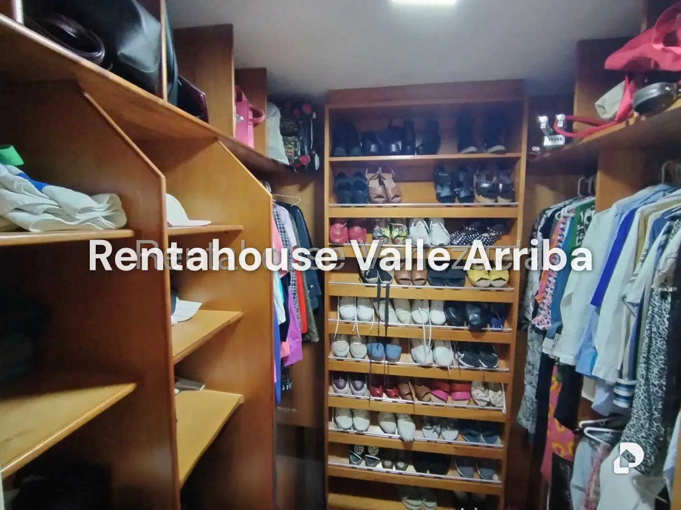 Apartamento en Prados del Este, Caracas – 23