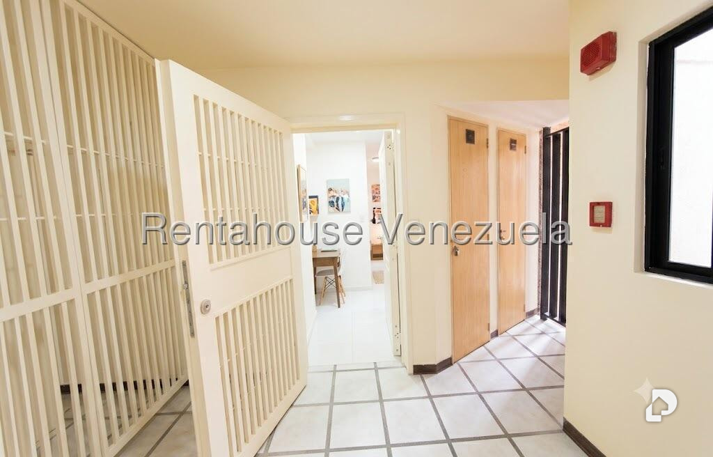 Apartamento en Prados del Este, Caracas – 4