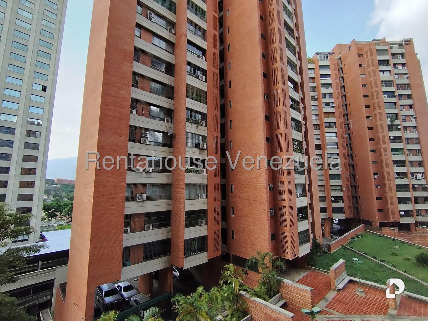 Apartamento en Prados del Este, Caracas – 1