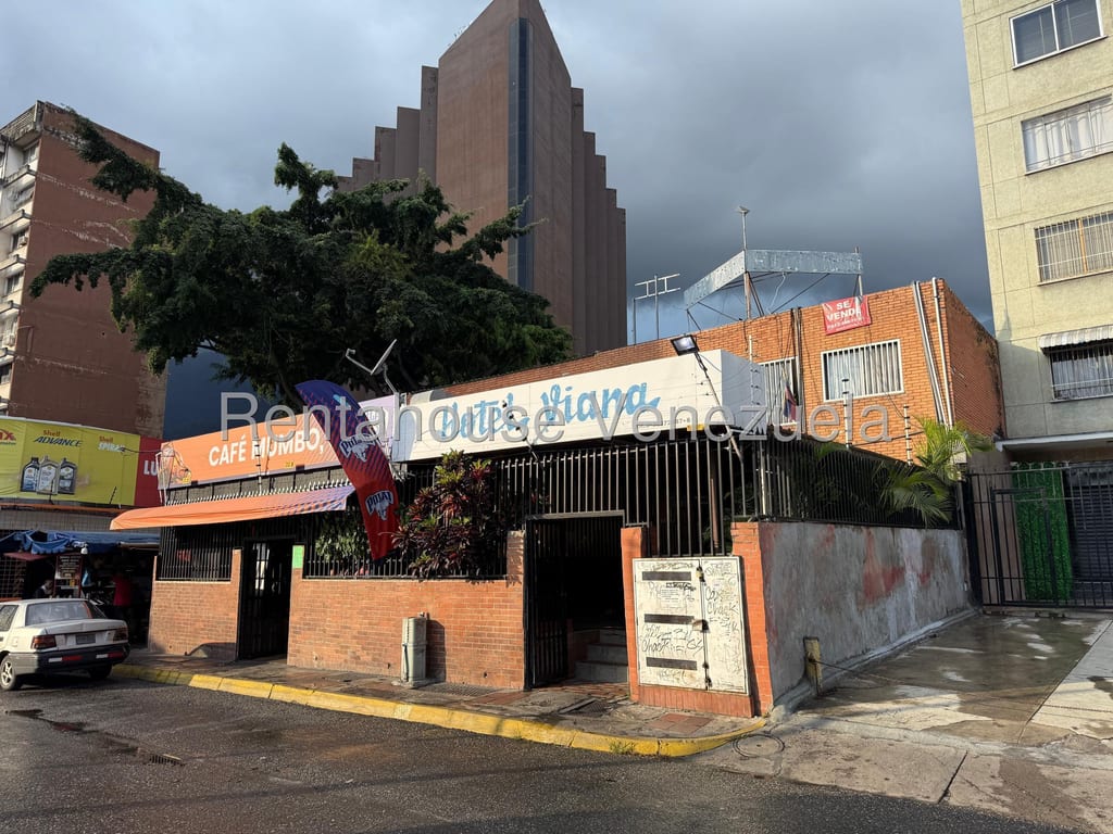 Terreno en Los Dos Caminos, Caracas - 1