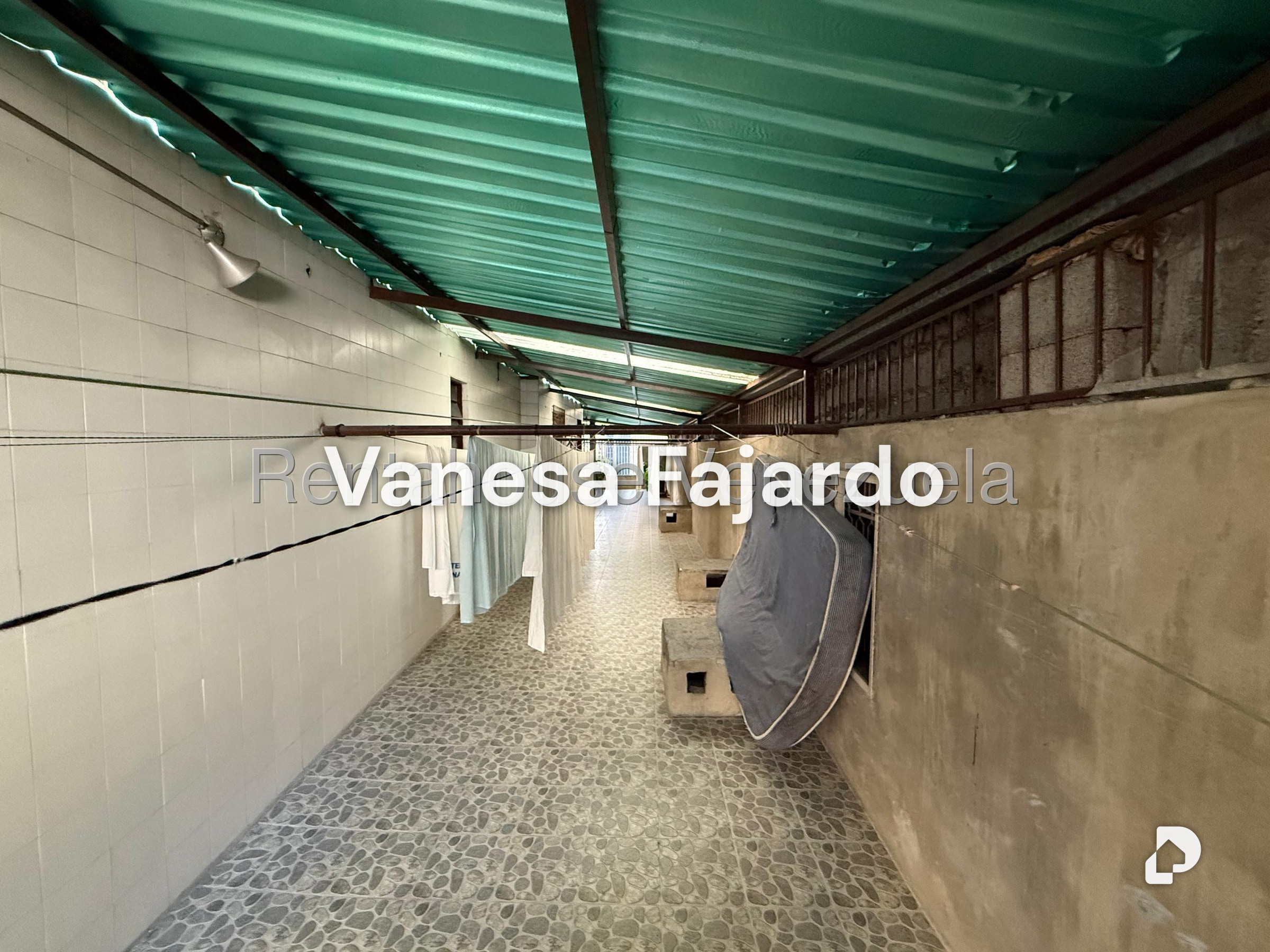 Terreno en Los Dos Caminos, Caracas – 10