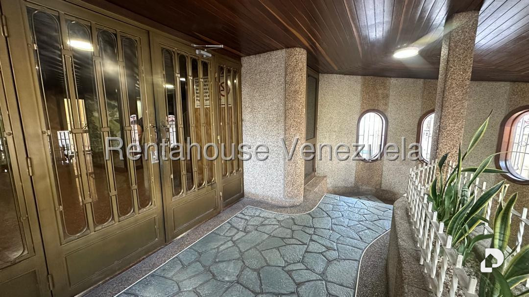 Apartamento en El Paraíso, Caracas – 26