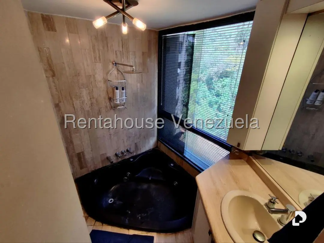 Apartamento en Terrazas del Ávila, Caracas – 18