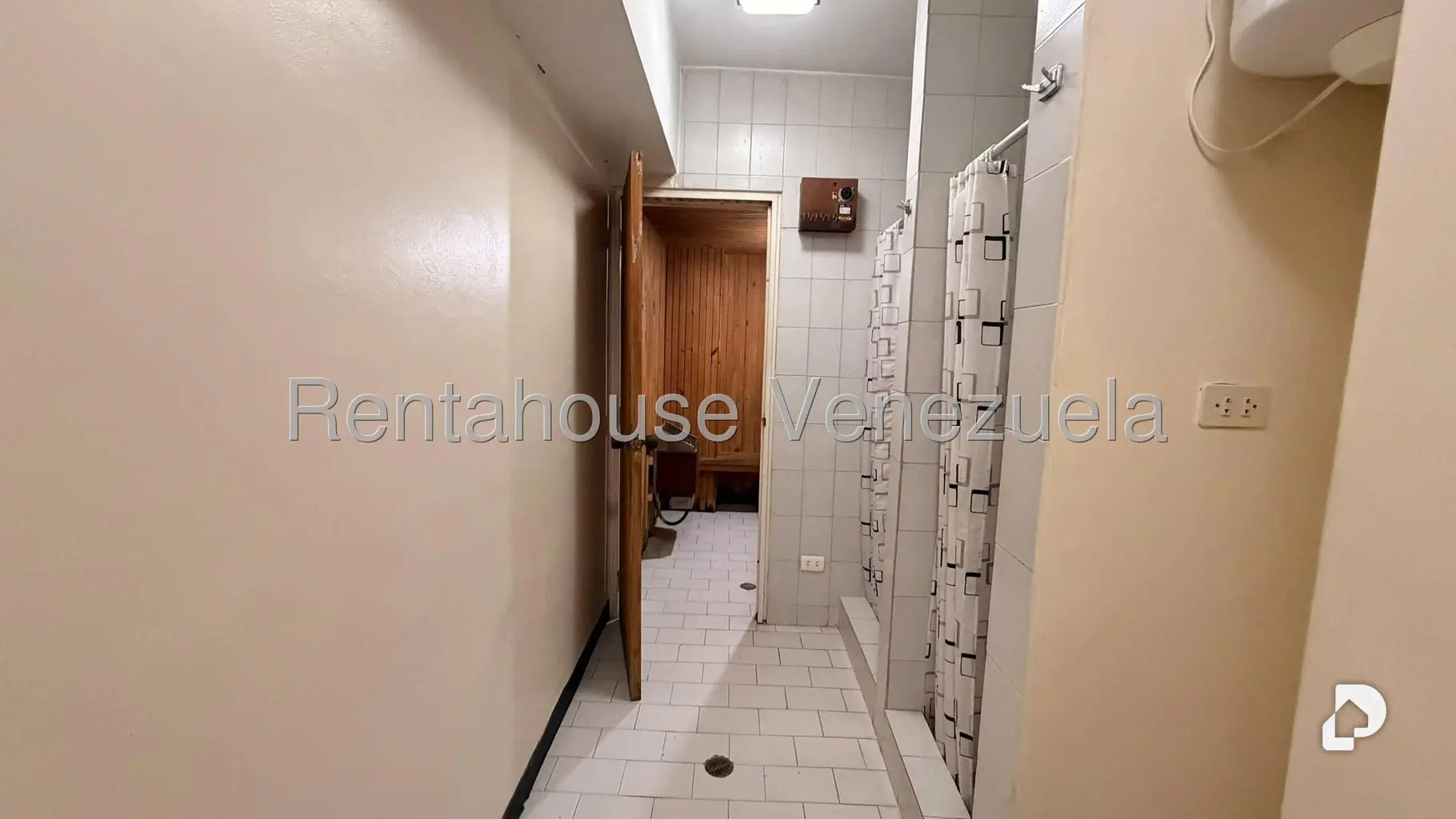 Apartamento en Terrazas del Ávila, Caracas – 26