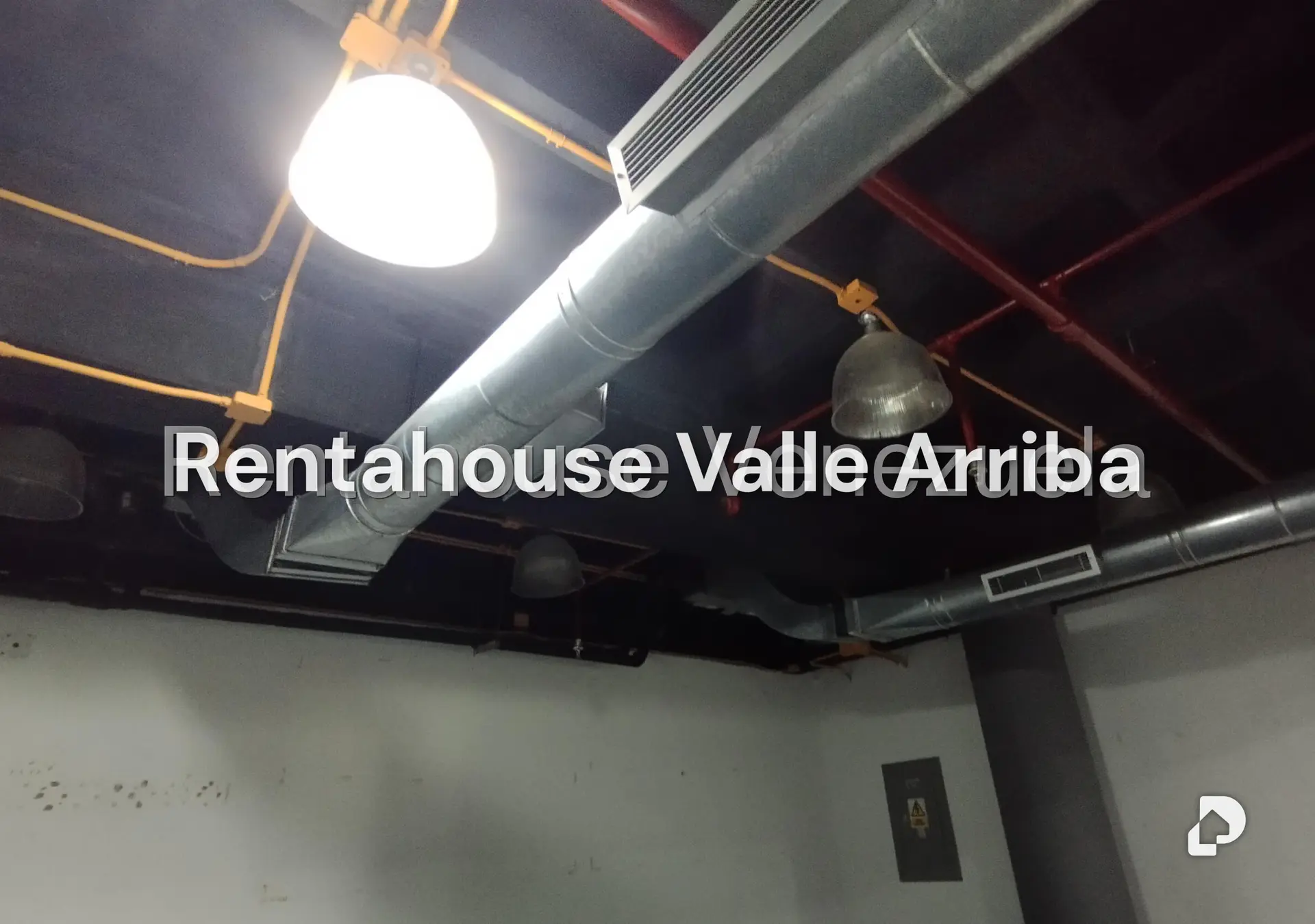Local comercial en Colinas de Valle Arriba, Caracas – 5