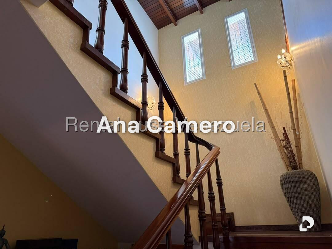 Casa en Santa Paula, Caracas – 29