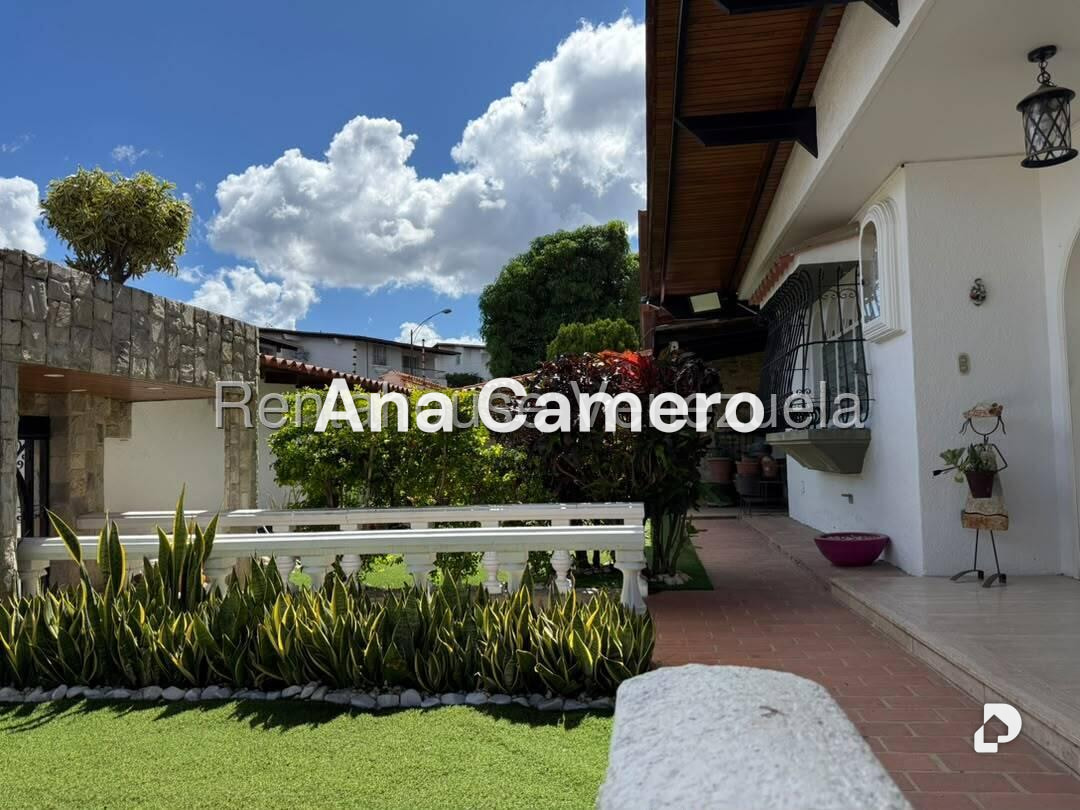 Casa en Santa Paula, Caracas – 3
